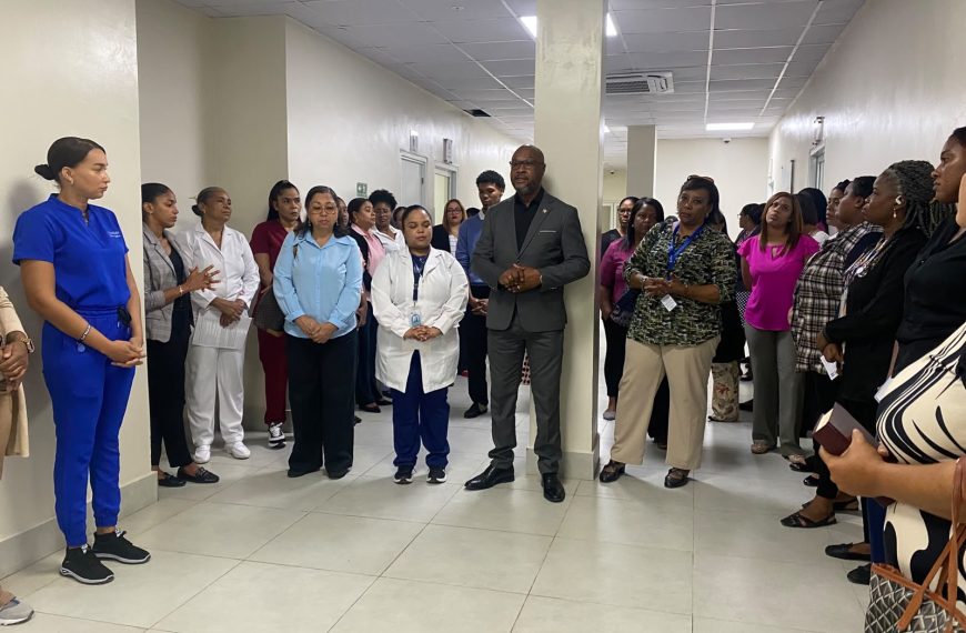 Personal del Hospital Regional Docente Dr. Antonio Musa se une en oraci&oacute;n por la instituci&oacute;n y la naci&oacute;n